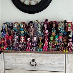 Monster high dolls
